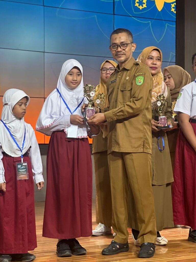 WhatsApp Image 2025-12-16 at 13.41.54 (2)